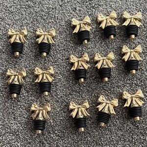 Gold Bow Wine Stoppers